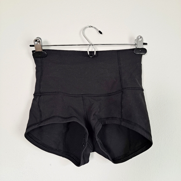 lululemon athletica Pants - Lululemon Women's High Waisted Hi Rise Yoga Short Booty Shorts Size 4
